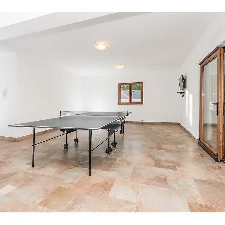 Villa More